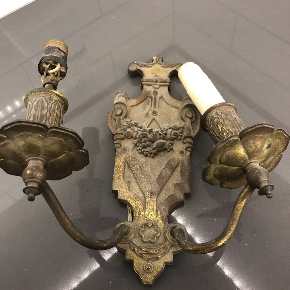 Wall sconces. Six in total. As is.